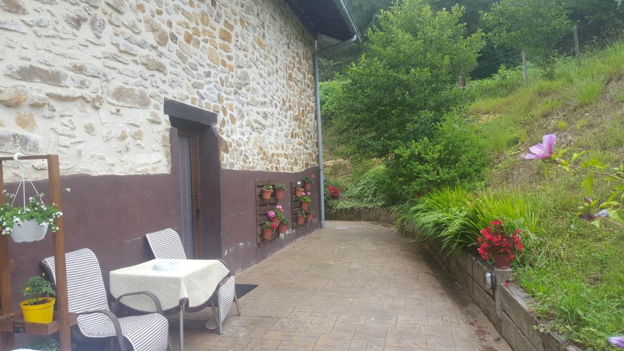 Apartamentos Rurales Larrago Busturia Екстериор снимка